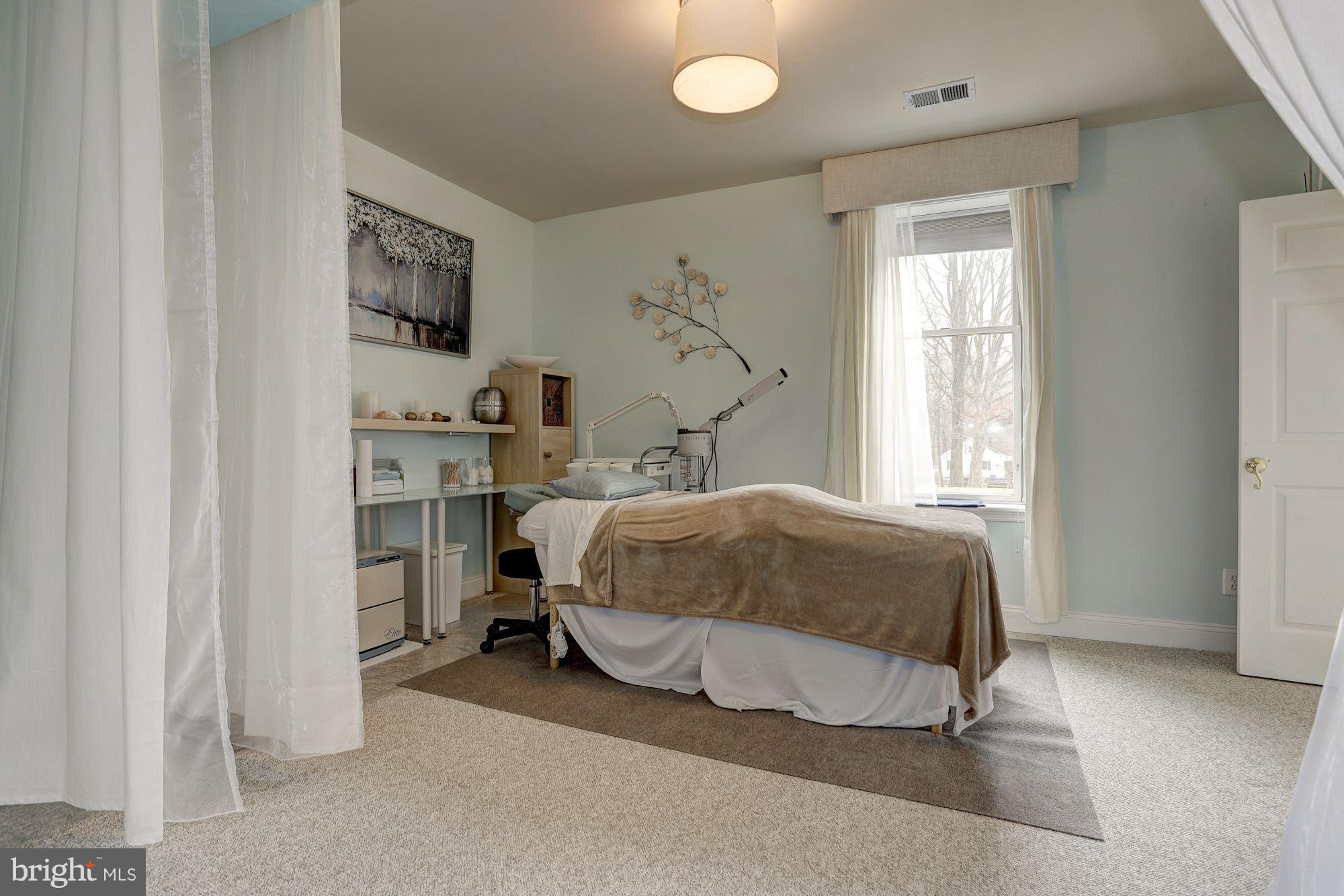 15741 Good Hope Road Silver Spring, MD 20905 - Photo 19 of 30 Bedroom
