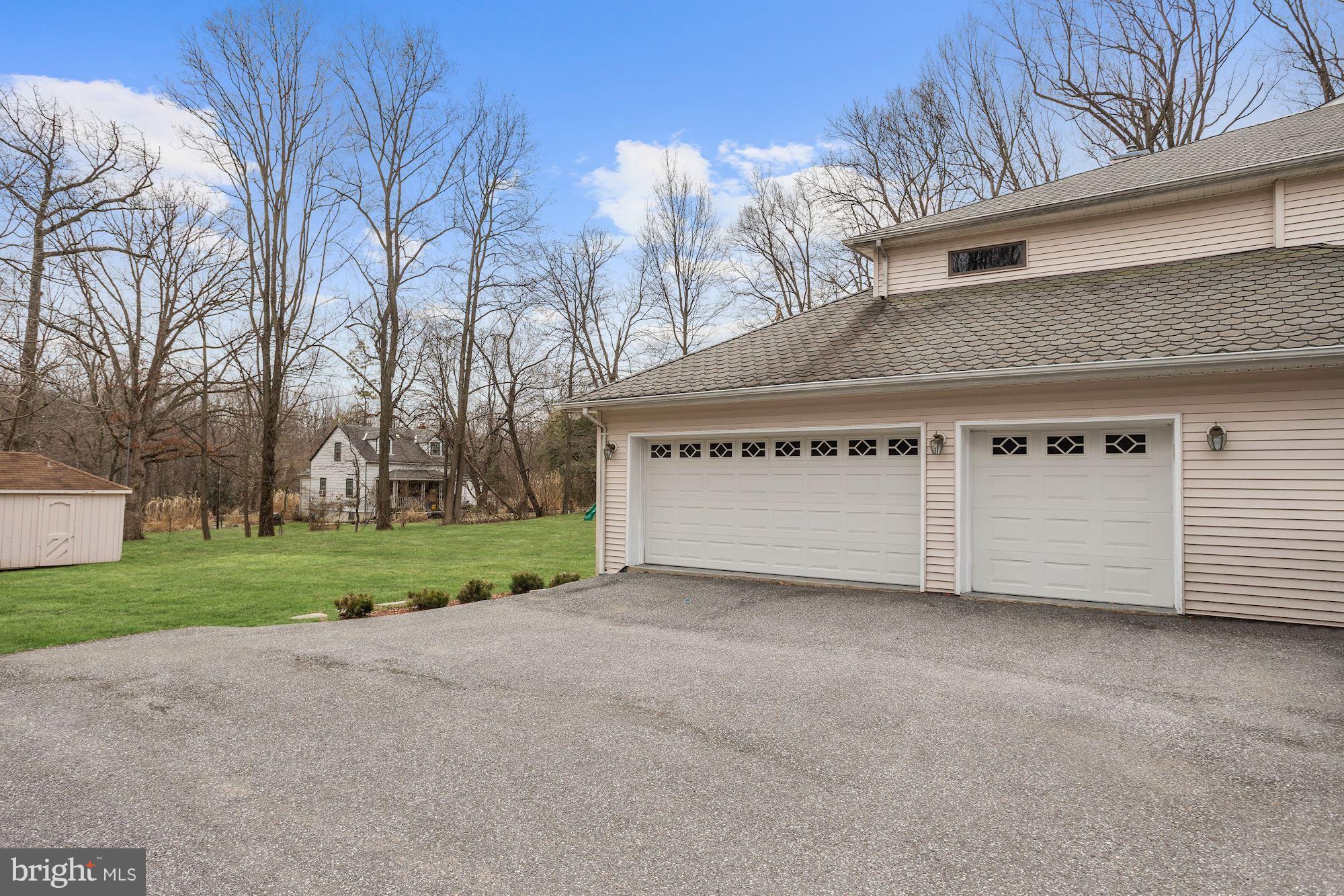 15741 Good Hope Road Silver Spring, MD 20905 - Photo 29 of 30 Garage