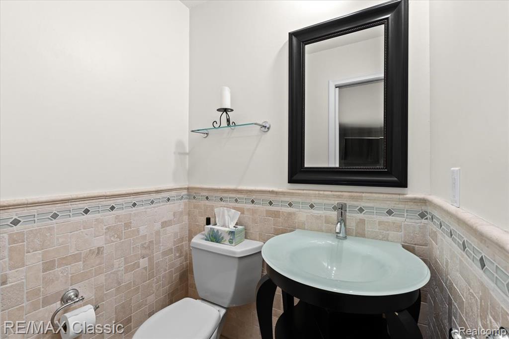 2345 East Commerce Road Milford, MI 48381 - Photo 35 of 77