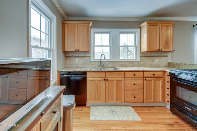 $399,000 | 107 Fancher Road, Gloversville, NY 12078