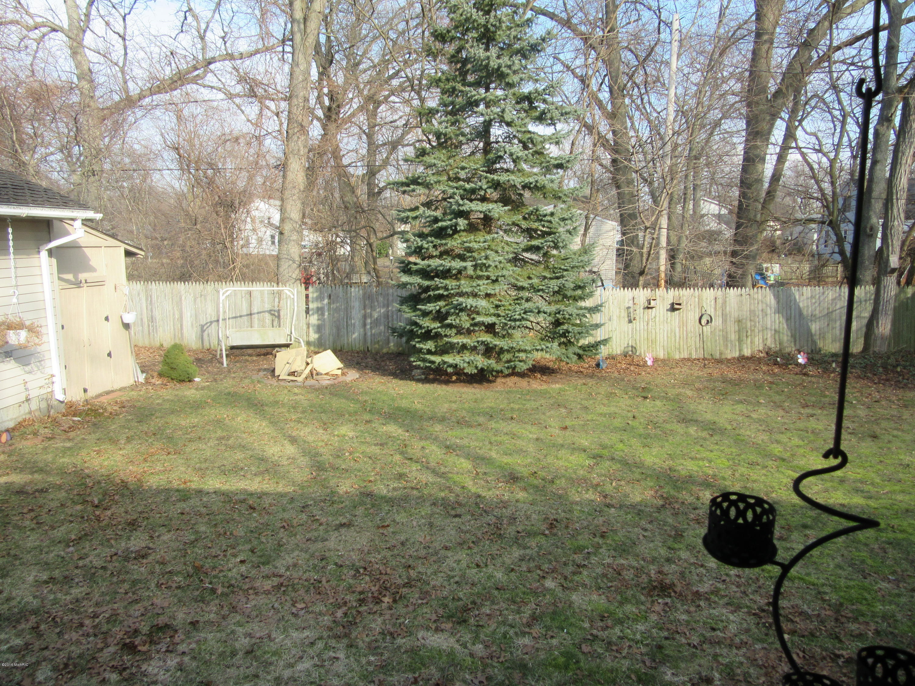 1460 Quarterline Road Muskegon, MI 49442 - Photo 6 of 17 6