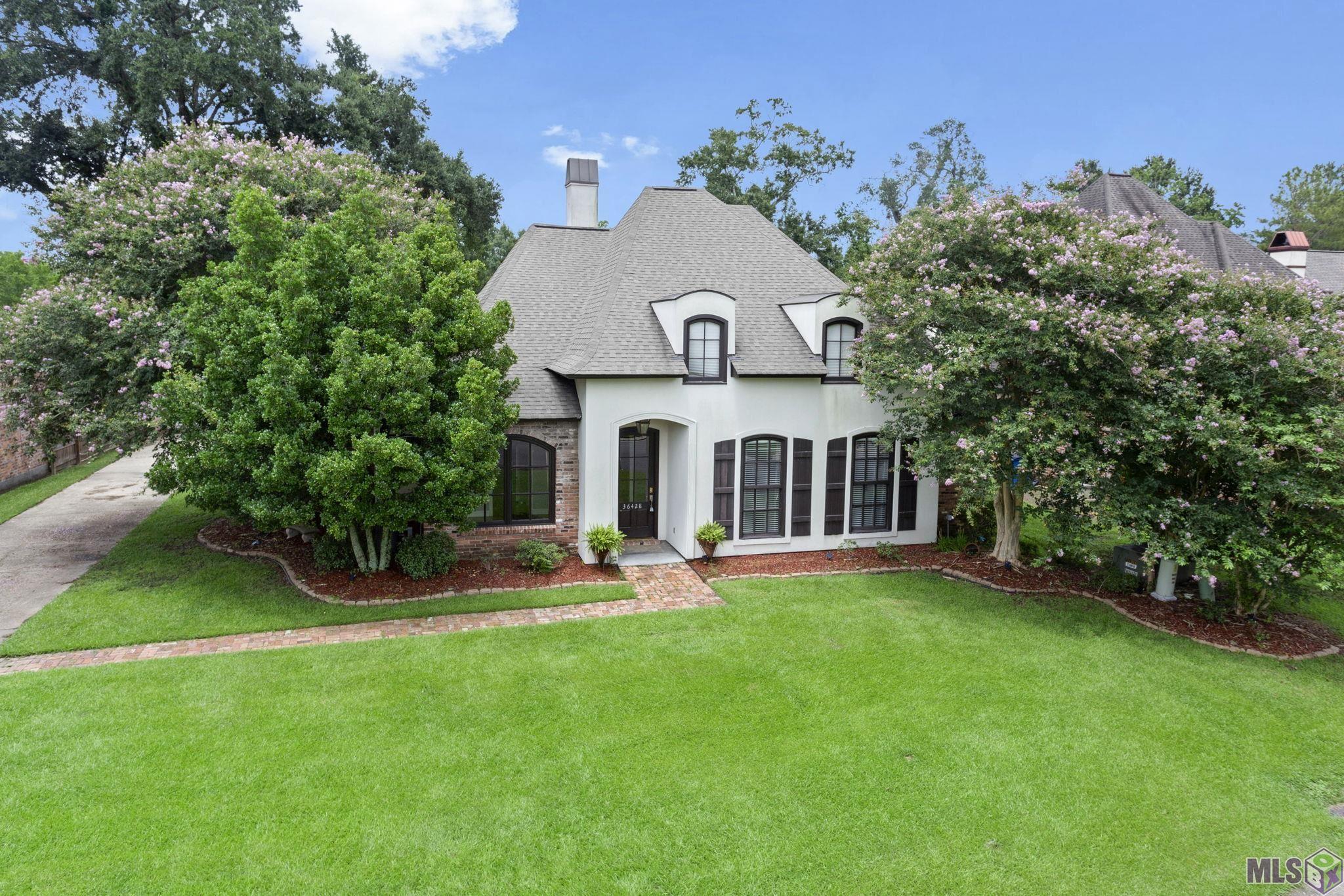 36428 Rue Lamonte Prairieville, LA 70769 - Photo 2 of 27 Gallery Image 2