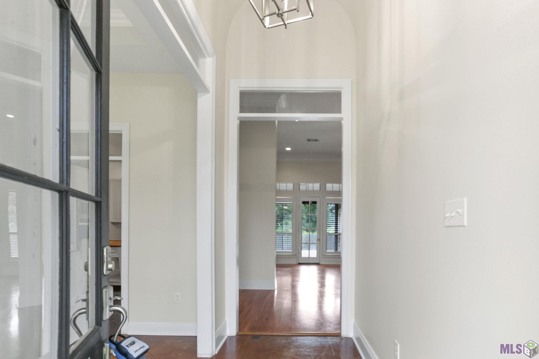 36428 Rue Lamonte Prairieville, LA 70769 - Photo 3 of 27 Gallery Image 3