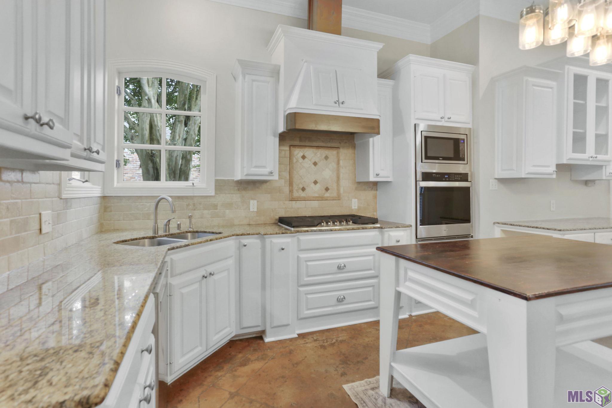 36428 Rue Lamonte Prairieville, LA 70769 - Photo 4 of 27 Gallery Image 4