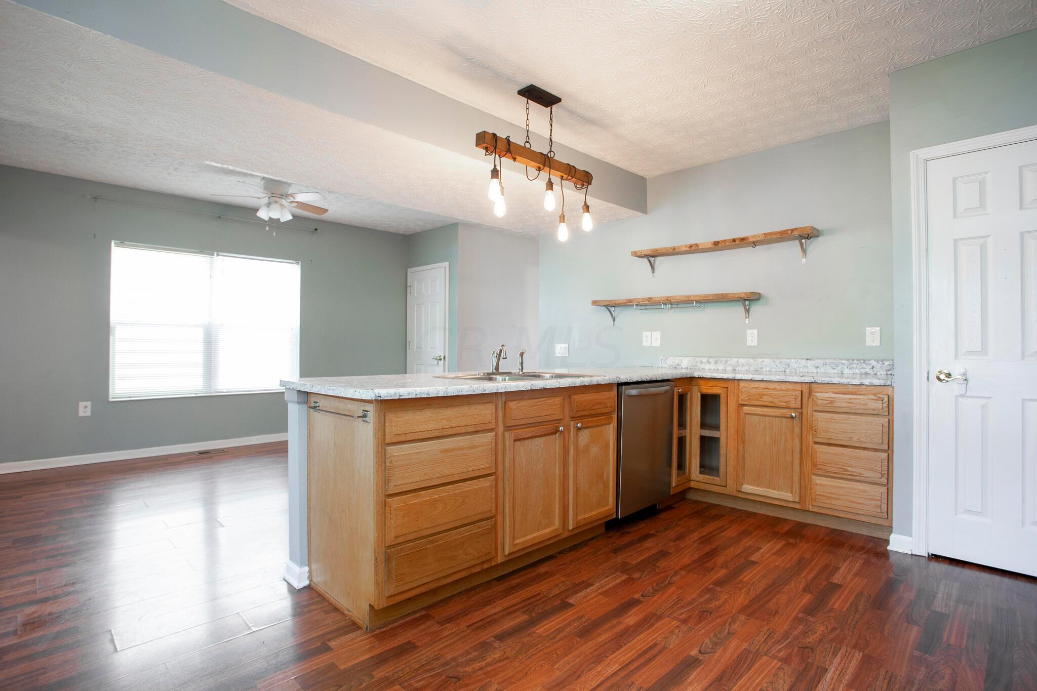 929 Lockbourne Road Columbus, OH 43206 - Photo 12 of 20 929 Lockbourne_0012_1