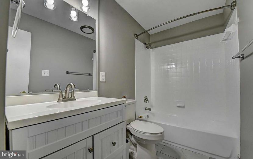 2226 Gunsmith Square Reston, VA 20191 - Photo 11 of 17 Gallery Image 11