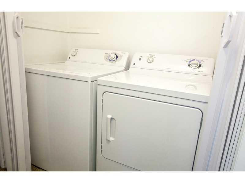 25 Southeast 13th Street, Unit C1 Boca Raton, FL 33432 - Photo 12 of 13 Laundry Room