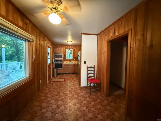 $289,000 | 4350 South 895th Street East, Wolcottville, IN 46795