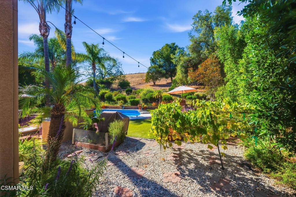 2273 Rudolph Drive Simi Valley, CA 93065 - Photo 51 of 58