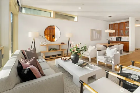 $2,950,000 | 4309 East Lake Sammamish Parkway Southeast, Unit 4309, Issaquah, WA 98029