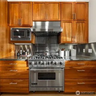 $2,950,000 | 4309 East Lake Sammamish Parkway Southeast, Unit 4309, Issaquah, WA 98029