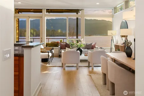 $2,950,000 | 4309 East Lake Sammamish Parkway Southeast, Unit 4309, Issaquah, WA 98029