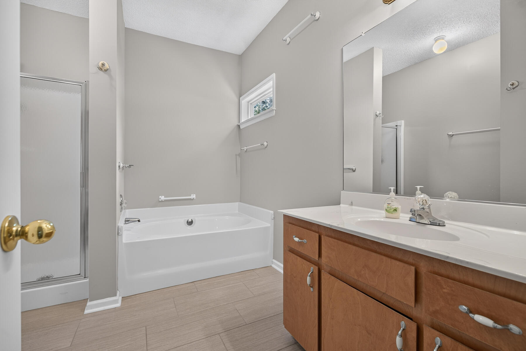 132 Paddock Way Summerville, SC 29486 - Photo 32 of 57 Primary en Suite