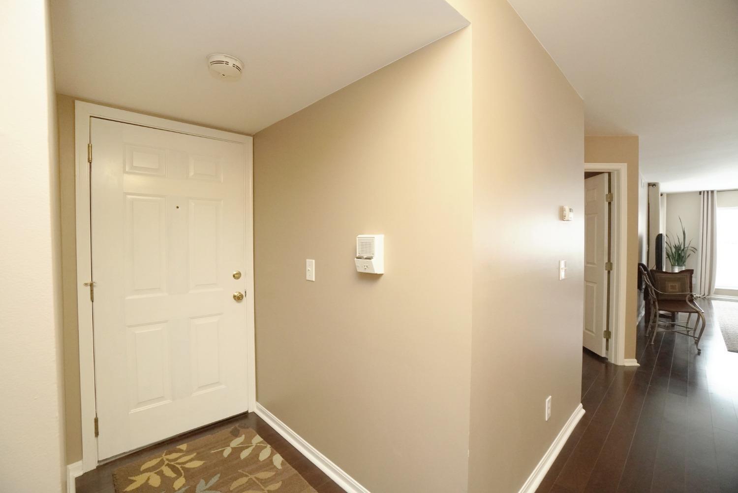 5325 Cooper Road, Unit D Montgomery, OH 45242 - Photo 3 of 25