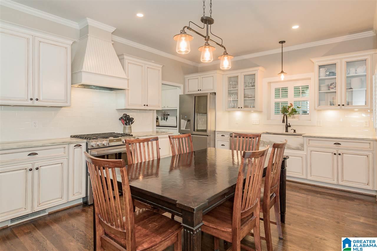 225 Ridge Road Birmingham, AL 35209 - Photo 11 of 36