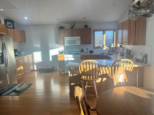 $799,000 | 7313 West 12 1/2 Road, Mesick, MI 49668