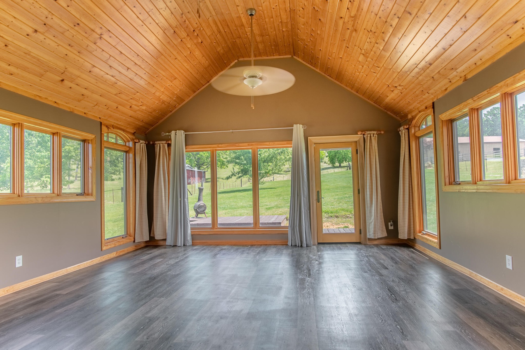 5102 Southwest Wesleyan Road Cleveland, TN 37311 - Photo 16 of 73 Gallery Image 16