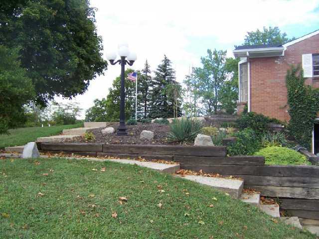4200 Clime Road Columbus, OH 43228 - Photo 4 of 10