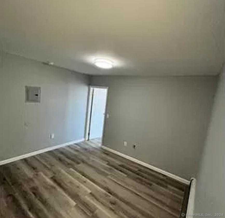 2886 Fairfield Avenue, Unit 1 Bridgeport, CT 06605 - Photo 2 of 2 a view of room