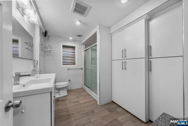 $5,500 | 218 Haddenfield Road, Clifton, NJ 07013