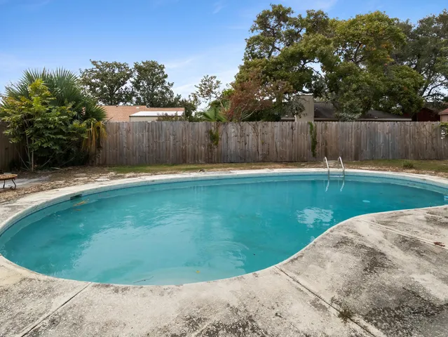 $340,000 | 15 West Casa Loma Drive, Mary Esther, FL 32569