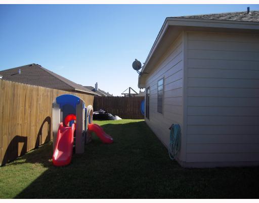 6830 Round Table Street Corpus Christi, TX 78414 - Photo 2 of 6