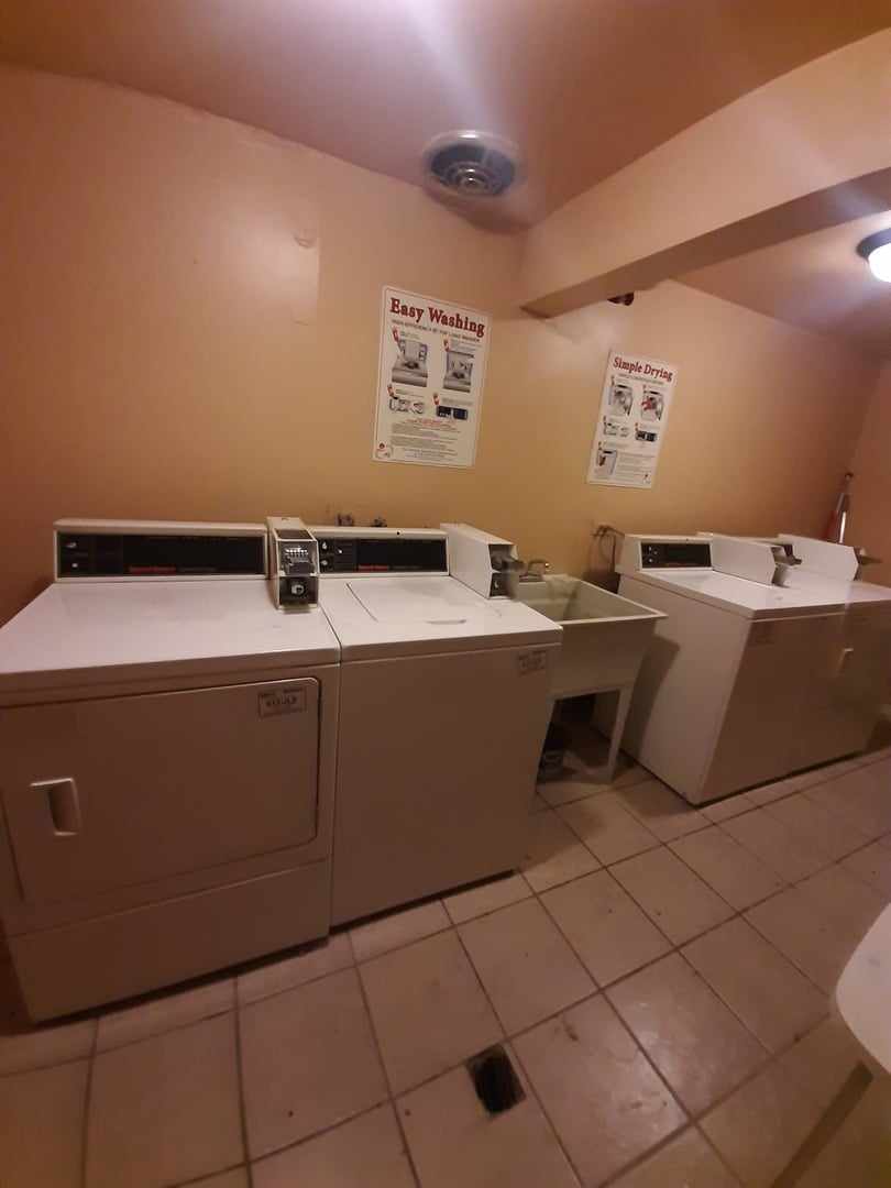 9421 South Roberts Road, Unit 1NW Hickory Hills, IL 60457 - Photo 11 of 12