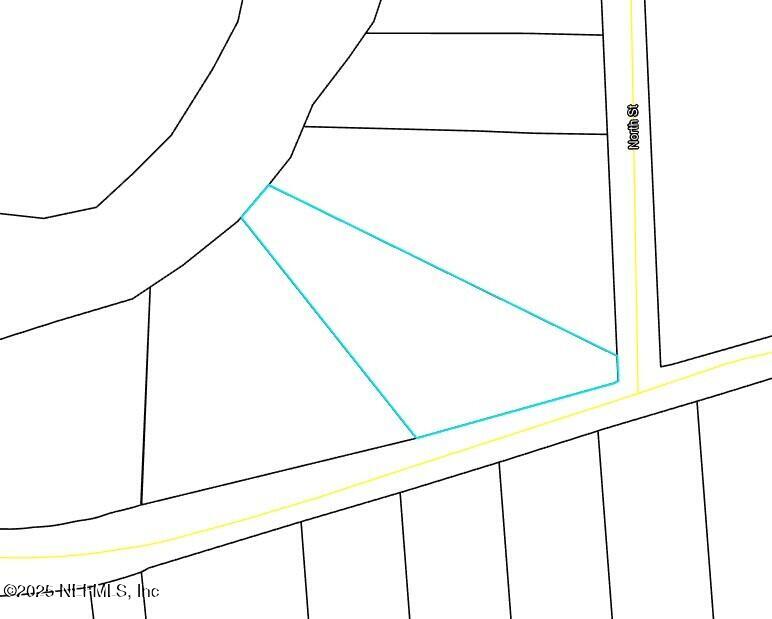 0 Main Street Middleburg, FL 32068 - Photo 4 of 6 an empty room with a close up of a closet