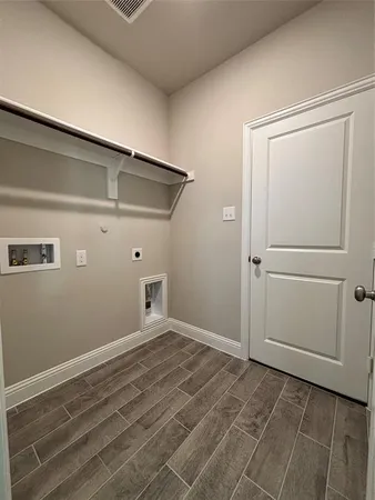 $2,600 | 2140 Florence Drive, Forney, TX 75126