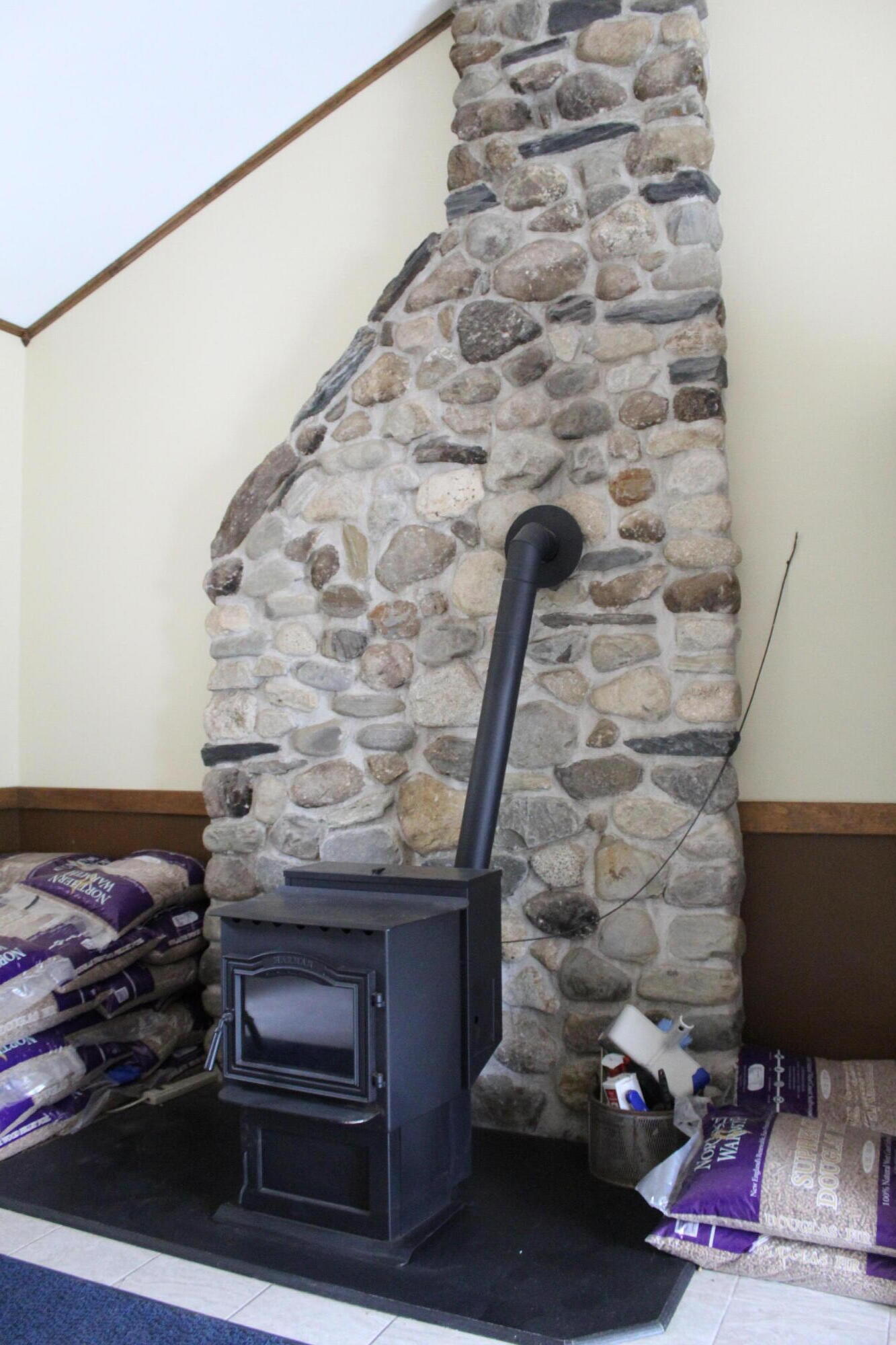 8 Camp Road Hartford, ME 04220 - Photo 7 of 40 IMG_0413