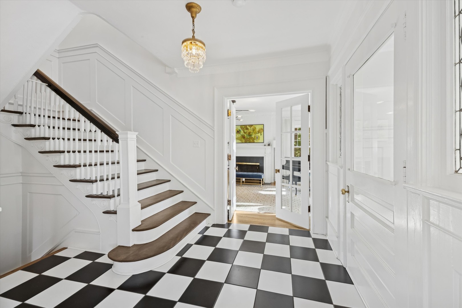 176 Riverside Road Riverside, IL 60546 - Photo 12 of 66