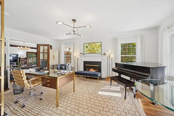 $1,475,000 | 176 Riverside Road, Riverside, IL 60546