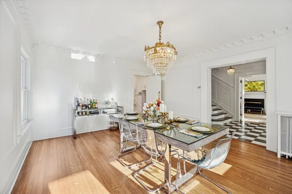 $1,475,000 | 176 Riverside Road, Riverside, IL 60546