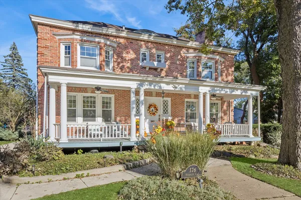 $1,475,000 | 176 Riverside Road, Riverside, IL 60546