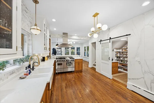 $1,475,000 | 176 Riverside Road, Riverside, IL 60546