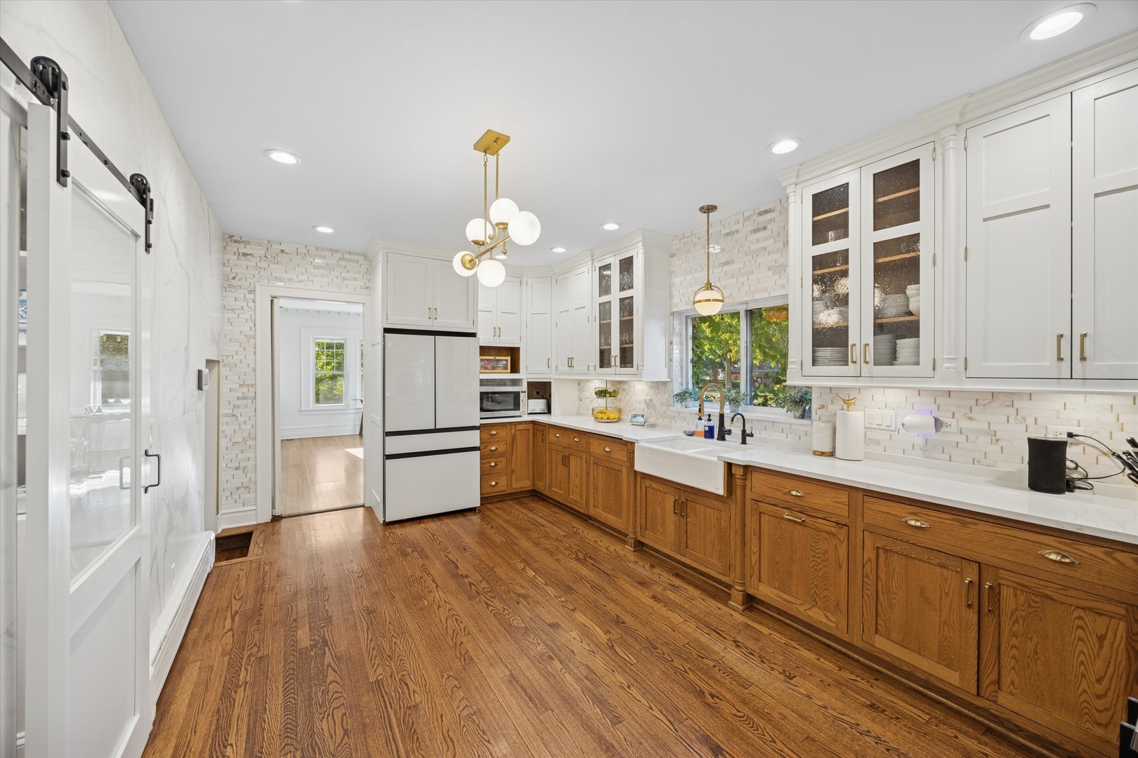 176 Riverside Road Riverside, IL 60546 - Photo 22 of 66