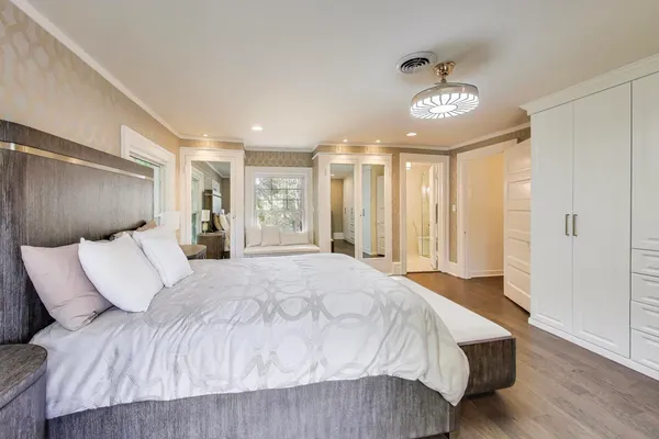 $1,475,000 | 176 Riverside Road, Riverside, IL 60546