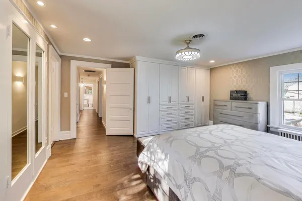 $1,475,000 | 176 Riverside Road, Riverside, IL 60546