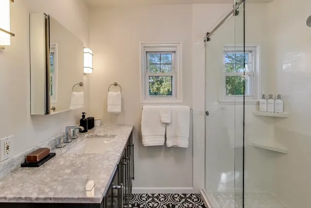 $1,499,000 | 176 Riverside Road, Riverside, IL 60546