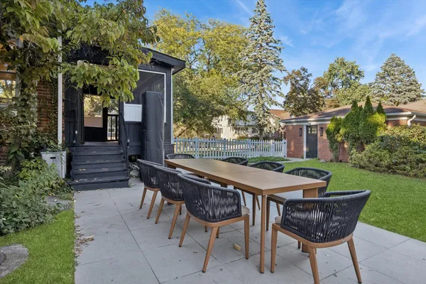 $1,475,000 | 176 Riverside Road, Riverside, IL 60546