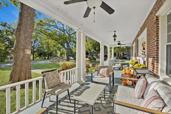 $1,475,000 | 176 Riverside Road, Riverside, IL 60546