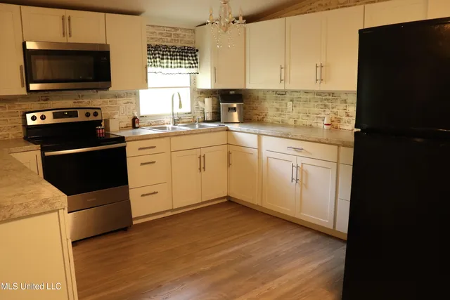 $249,900 | 100 Green Road, Coldwater, MS 38618