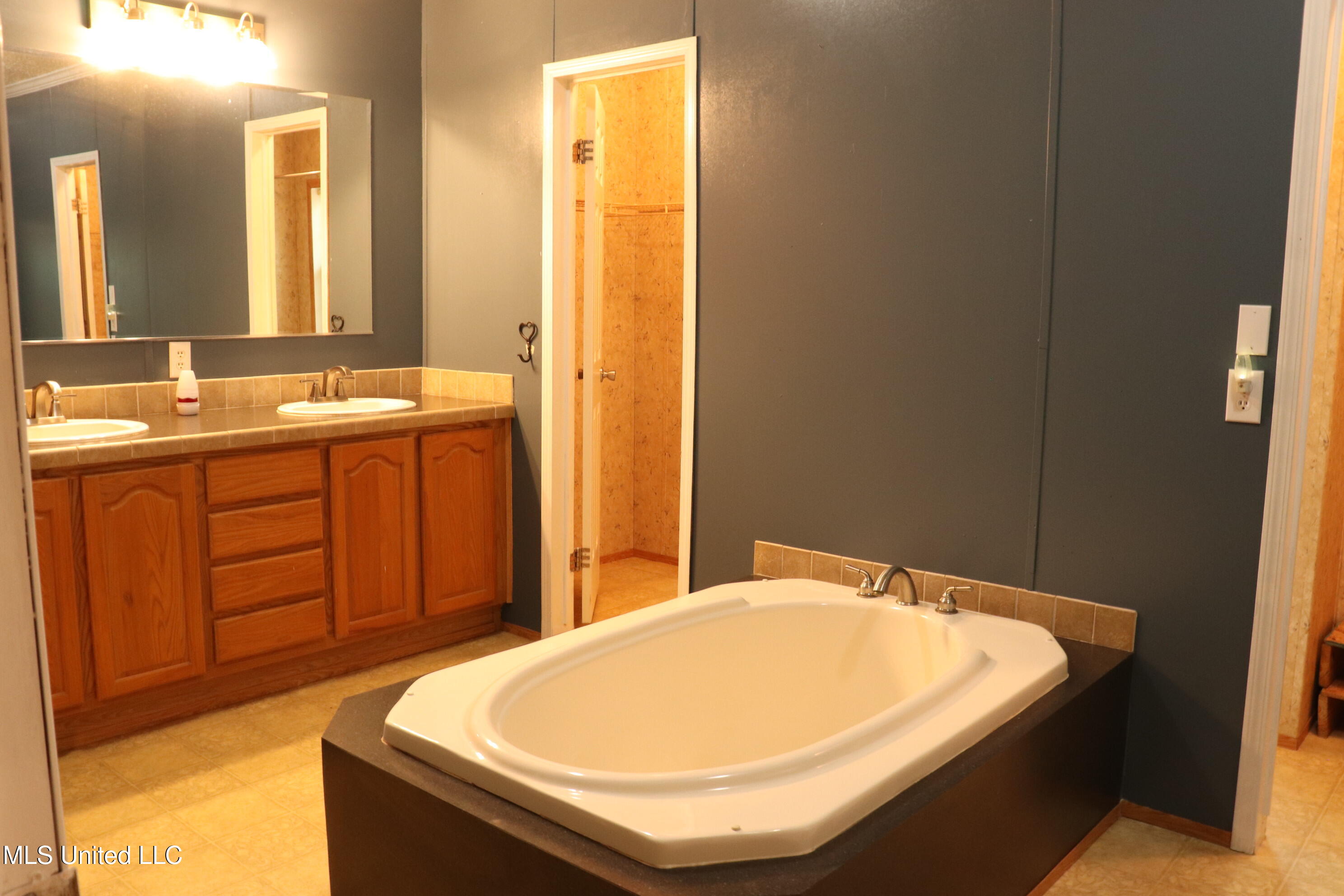 100 Green Road Coldwater, MS 38618 - Photo 9 of 57 IMG_1671