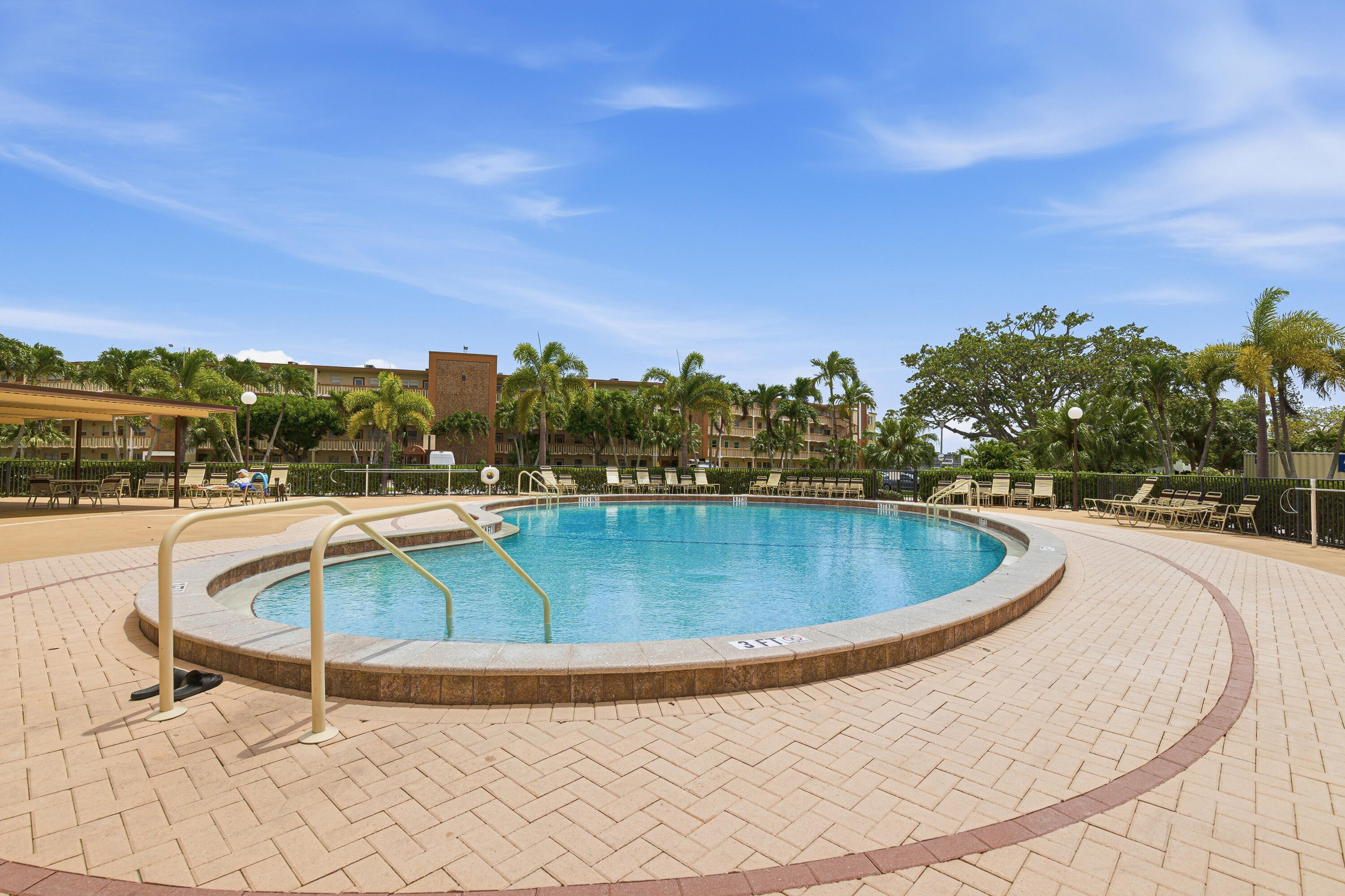 1025 Newcastle B, Unit 1025 Boca Raton, FL 33434 - Photo 30 of 31 Pool-B