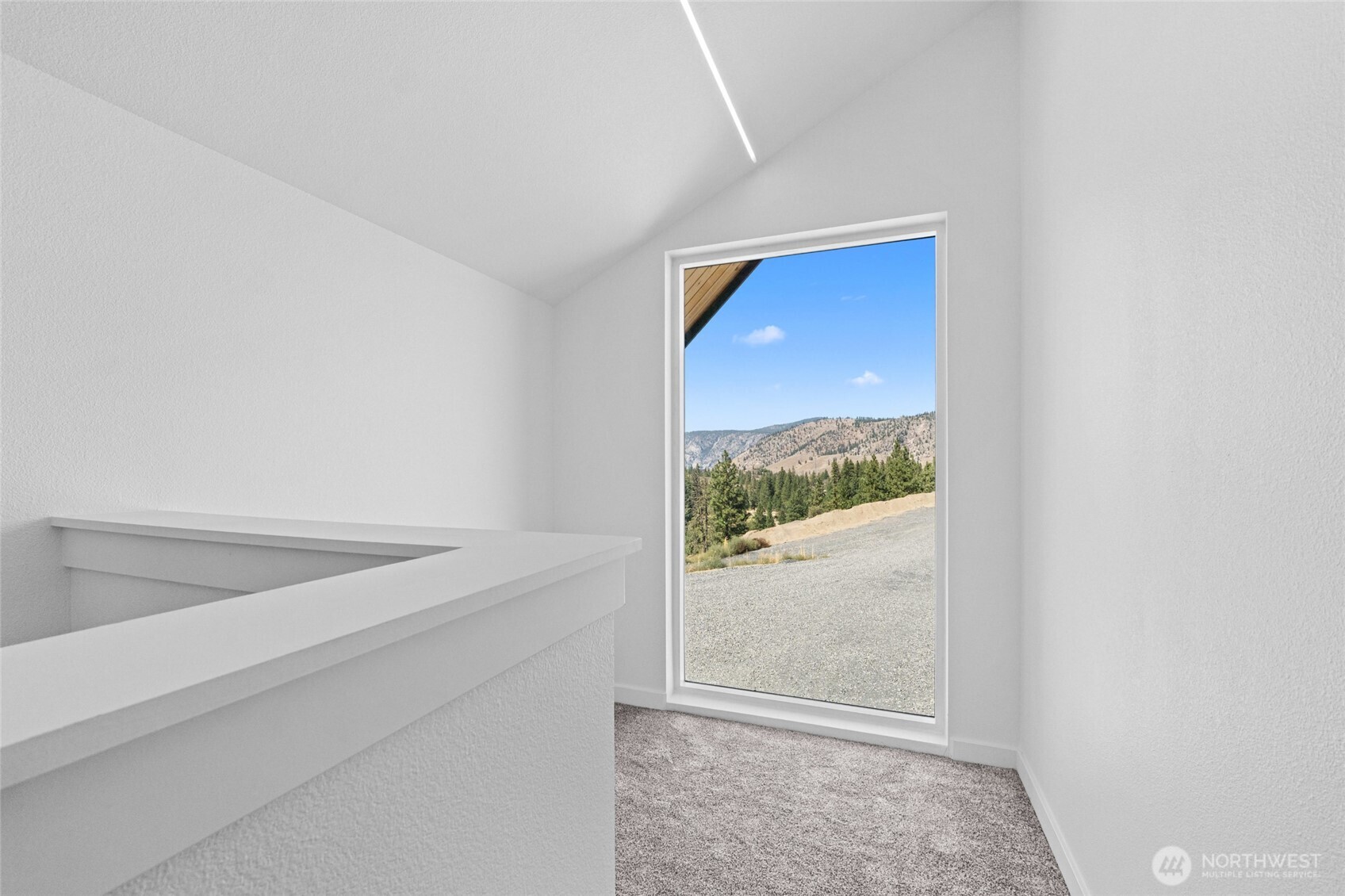 38265 Timber Lane North Lincoln, WA 99147 - Photo 22 of 37 a view of an empty room and window
