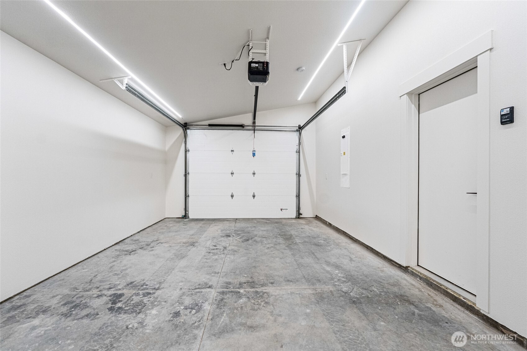 38265 Timber Lane North Lincoln, WA 99147 - Photo 24 of 37 a view of room