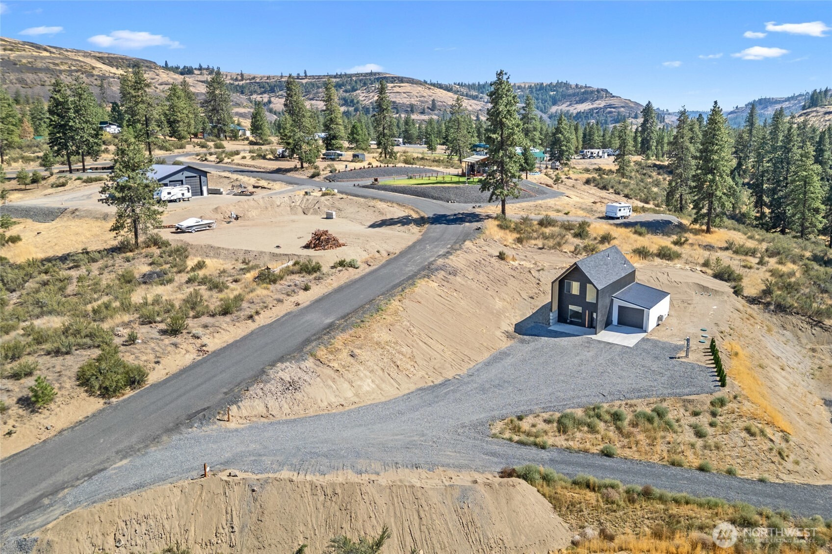 38265 Timber Lane North Lincoln, WA 99147 - Photo 29 of 37 a view of a city