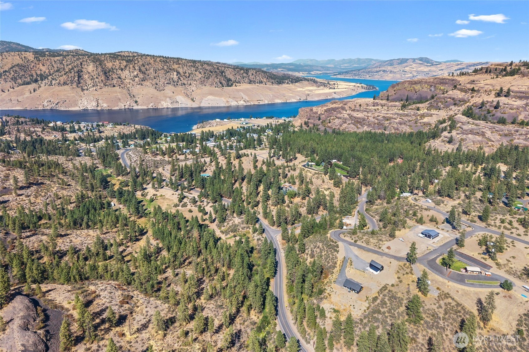 38265 Timber Lane North Lincoln, WA 99147 - Photo 37 of 37 a view of city and ocean