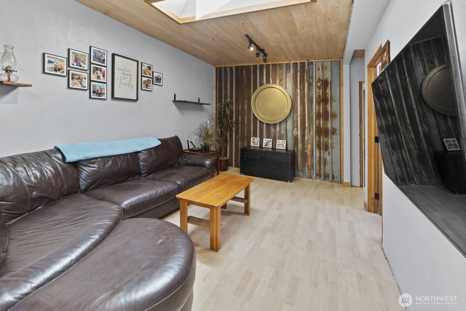 19002 Sorenson Road Southeast Yelm, WA 98597 - Photo 16 of 38