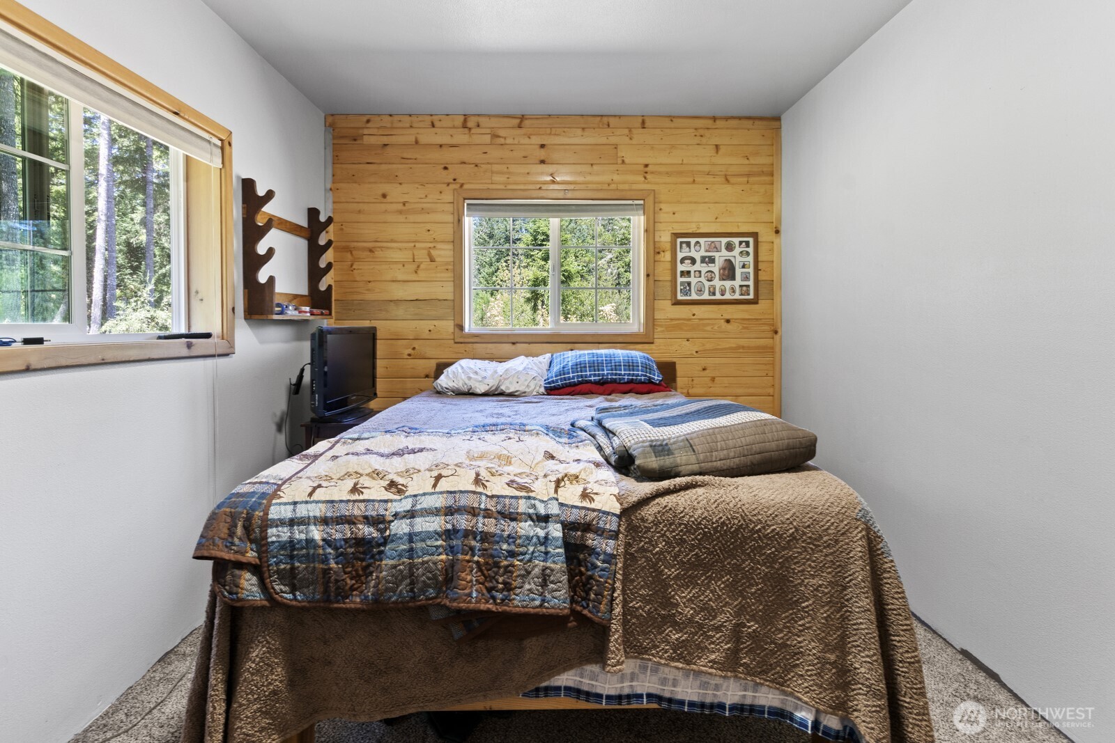 19002 Sorenson Road Southeast Yelm, WA 98597 - Photo 23 of 38